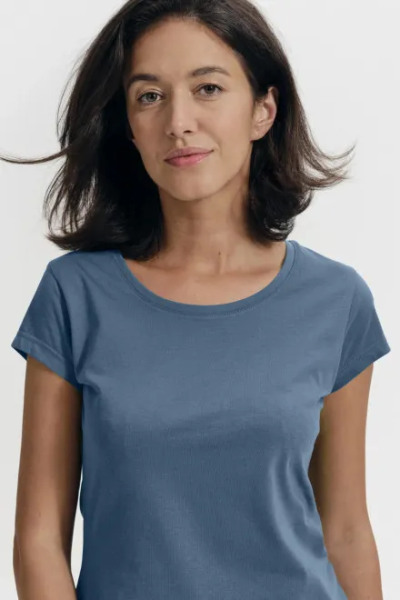 T-shirt med smal passform för damer med rund halsringning, denim